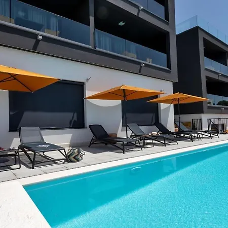 Apartment Dinora Makarska