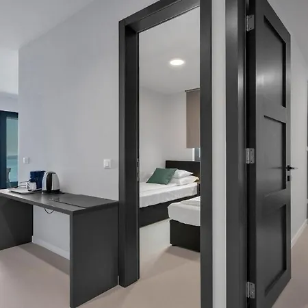 Dinora Apartment Makarska