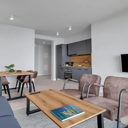 Dinora Apartment *