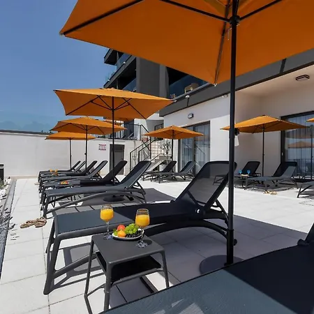 Apartment Dinora Makarska