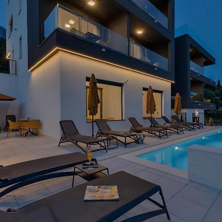 Apartment Dinora *