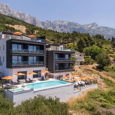 Apartment Dinora *