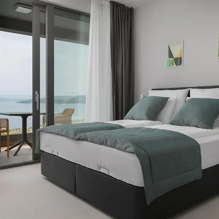 Dinora Makarska