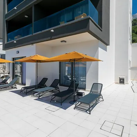 Apartment Dinora *