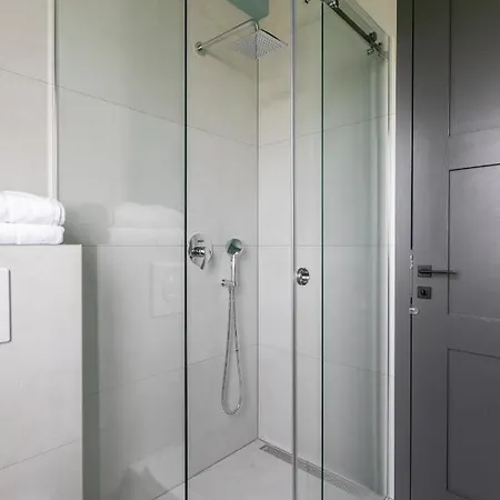 Dinora Apartment Makarska
